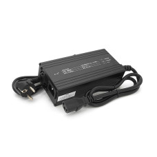 Зарядний пристрій для акумуляторів LiFePo4 24V(29,2V),8S,10A, штекер Triangle plug (T-tipe/C13/IEC). 135x90x50mm